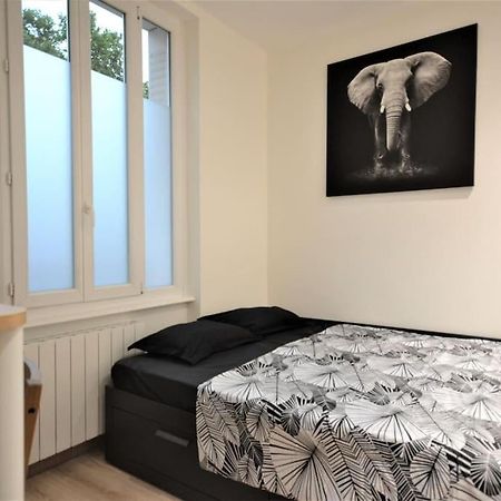 Studio en résidence privée à Villeurbanne Exterior foto